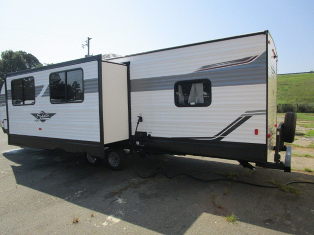 2023 Shasta Shasta Travel Trailer 310K, $ 35,999