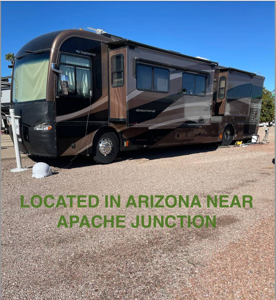 2007 Fleetwood Revolution LE 40L, $ 92,986