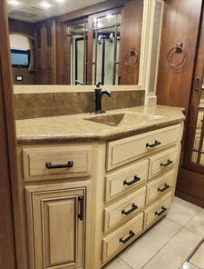 2014 Entegra Aspire 44B, $ 199,986