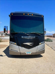 2014 Winnebago Journey 40U, $ 149,986