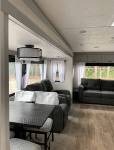 2021 Forest River Vibe 28RL, $ 32,986