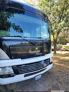 2013 Fleetwood Bounder Classic 36R, $ 47,986