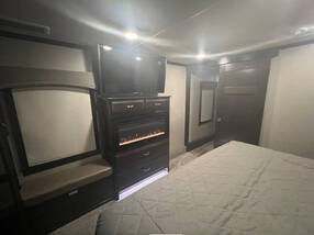 2018 Forest River Riverstone Legacy 38MB, $ 75,986
