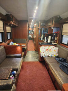 1997 Prevost XL Entertainer, $ 79,986
