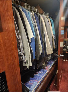 1997 Prevost XL Entertainer, $ 79,986