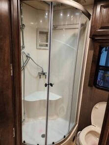 2019 Tiffin Allegro Red 33AA, $ 194,986