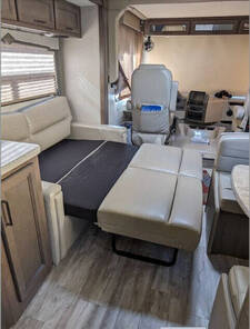 2021 Thor Hurricane 29M, $ 87,986