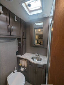 2021 Thor Hurricane 29M, $ 87,986