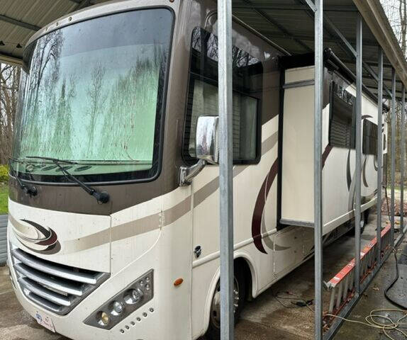 2017 Thor Hurricane 35M, $ 62,986