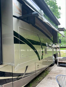 2008 Tiffin Phaeton 40QSH, $ 74,986
