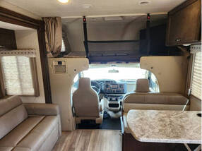 2020 Thor Four Winds 27R, $ 69,986
