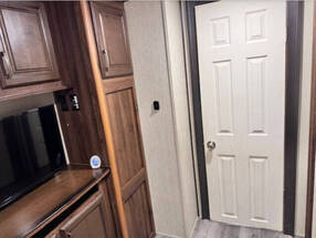 2018 Forest River Palomino Columbus 378MB, $ 43,986