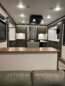 2021 Forest River Riverstone Legacy 42FSKG, $ 92,986