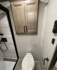 2021 Forest River Riverstone Legacy 42FSKG, $ 92,986