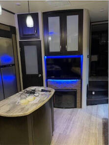 2016 Grand Design Momentum 348M, $ 42,986