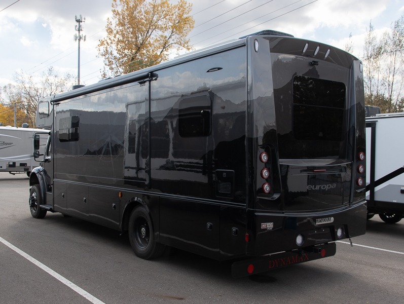 2025 Dynamax Europa 32KD, $ 374,192