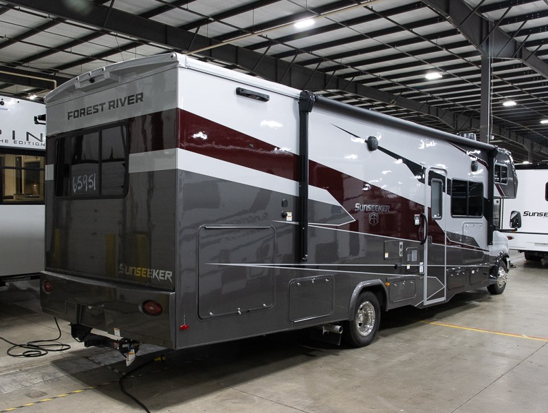 2025 Forest River Sunseeker Classic 3050S, $ 166,379