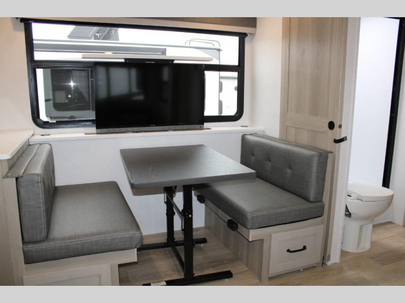 2025 Forest River Rockwood Ultra Lite 2619FK, $ 59,639
