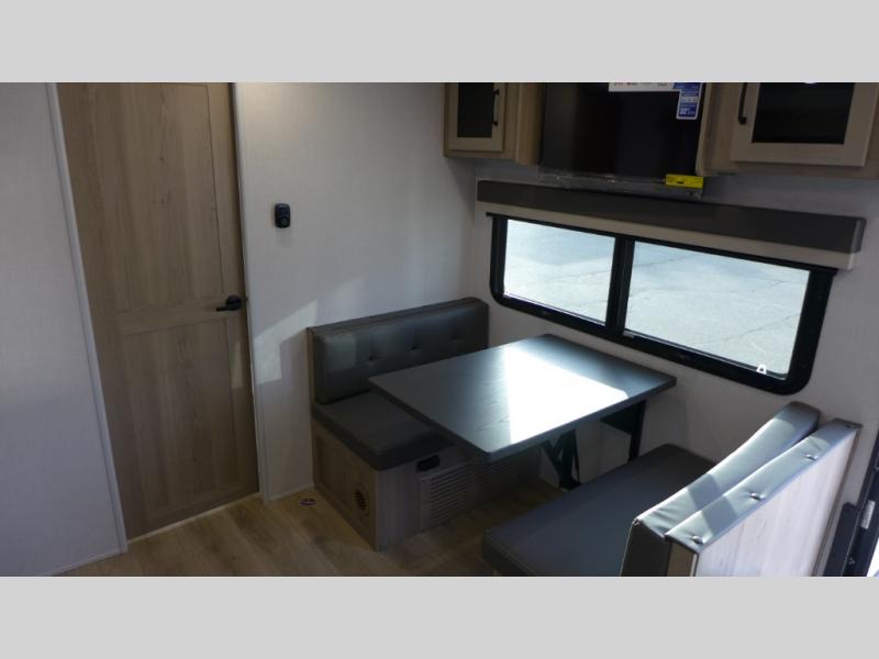 2025 Forest River Flagstaff Micro Lite 25SRK, $ 51,496