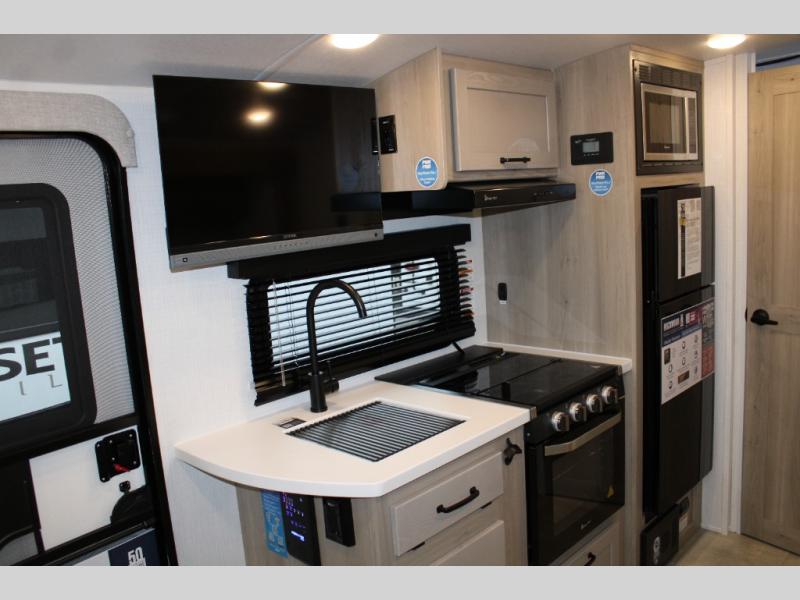 2025 Forest River Rockwood Geo Pro G20FBS, $ 26,990