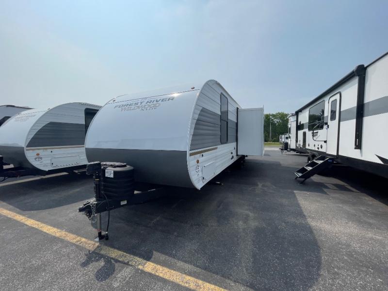 2025 Forest River Wildwood X-Lite 22VERANDA, $ 52,655