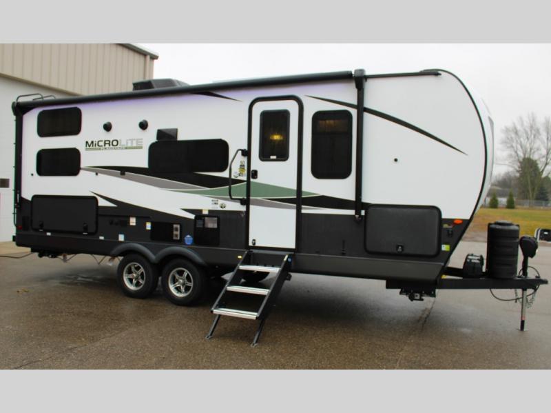 2025 Forest River Flagstaff Micro Lite 25BRDS, $ 49,167