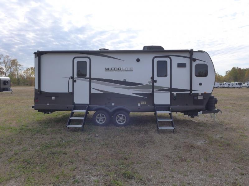 2024 Forest River Flagstaff Micro Lite 25FKBS, $ 35,990