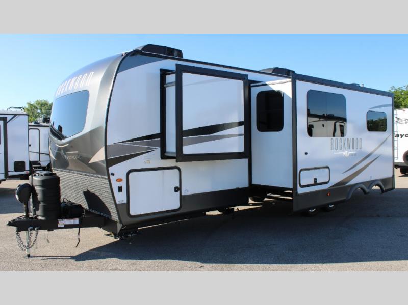 2024 Forest River Rockwood Ultra Lite 2706WS, $ 39,990