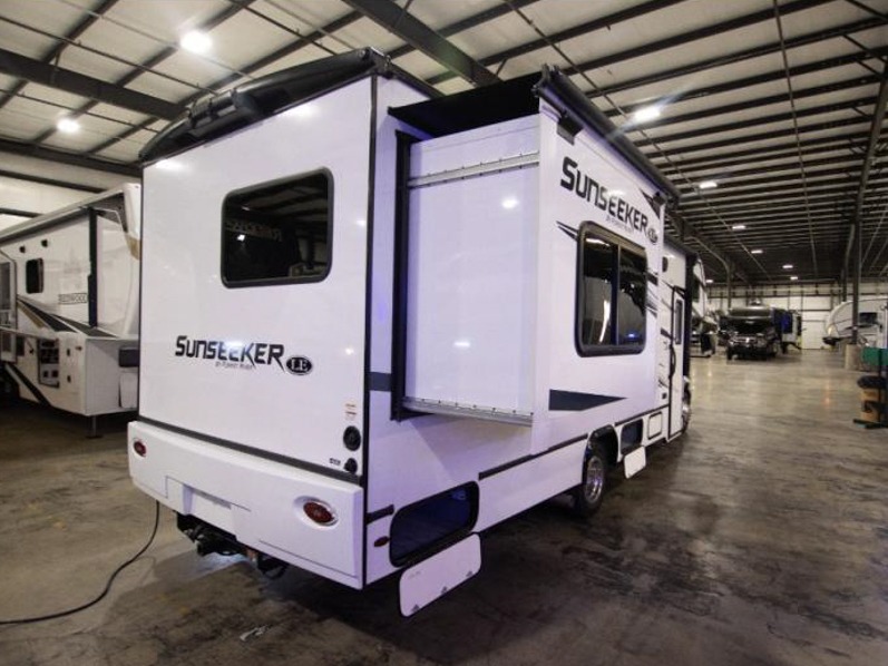 2023 Forest River Sunseeker 2550DS LE, $ 129,507