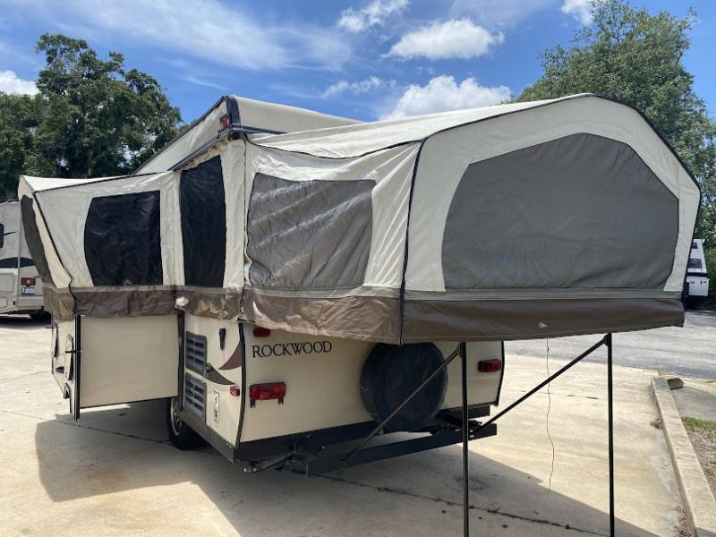2017 Forest River Rockwood Premier 2516G, $ 8,999