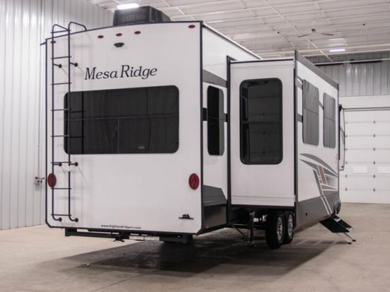 2023 Highland Ridge Mesa Ridge 379FBS, $ 72,990