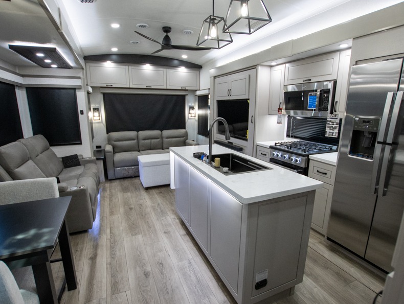 2026 Jayco North Point 377RLBH, $ 148,044