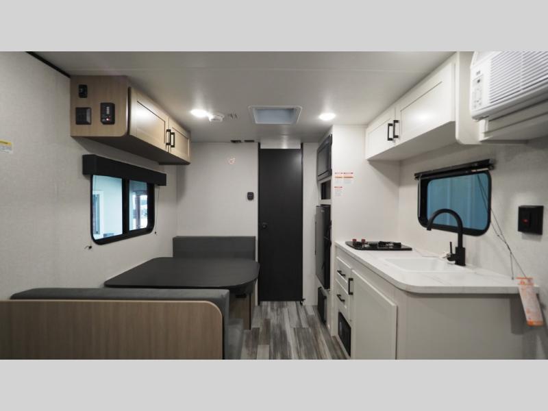 2026 Jayco Jay Flight SLX 170FQ, $ 0