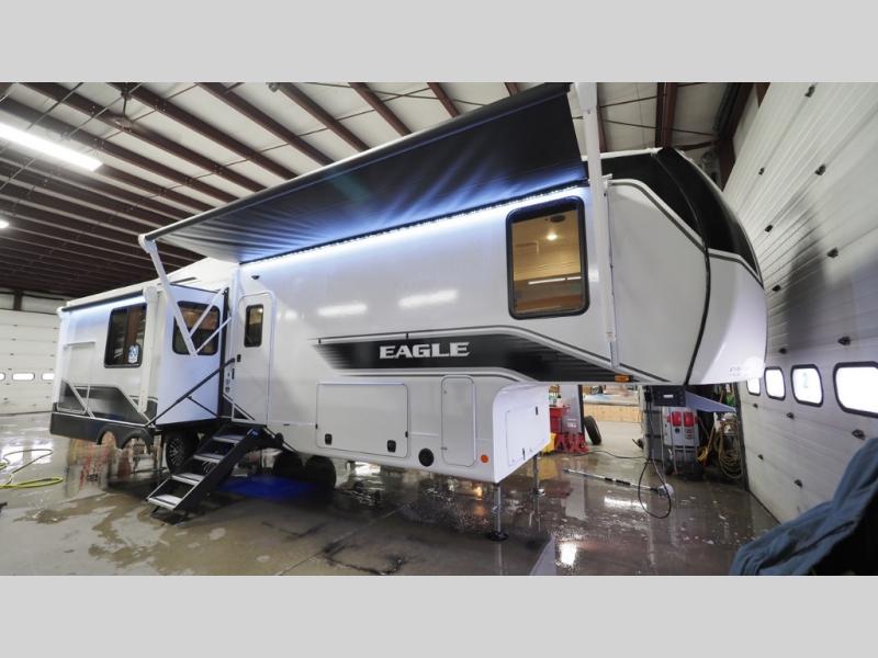 2025 Jayco Eagle 317RLOK, $ 67,990