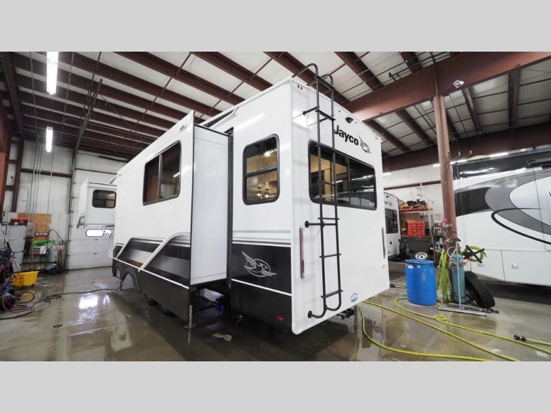 2025 Jayco Eagle 317RLOK, $ 67,990