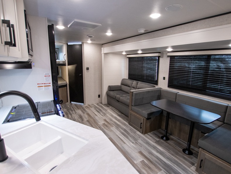 2025 Jayco Jay Flight 284BHS, $ 45,767