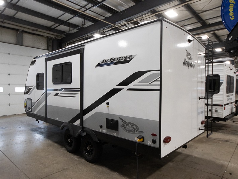 2025 Jayco Jay Feather 19MRK, $ 49,778