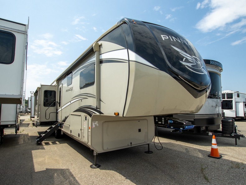 2022 Jayco Pinnacle 36KPTS, $ 89,990
