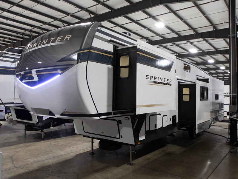 2025 Keystone Sprinter 3590LFT, $ 85,382