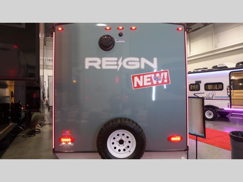2025 Keystone Reign 15RB, $ 22,990