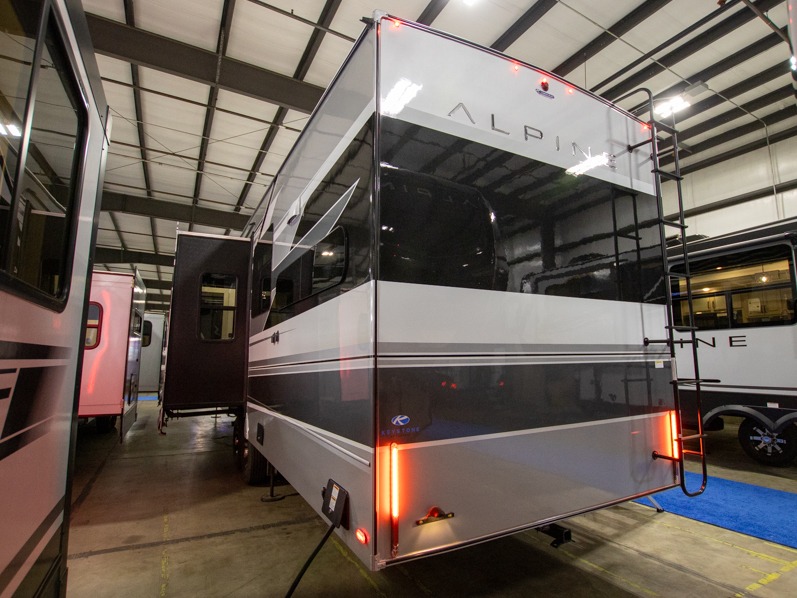 2025 Keystone Alpine 3910RK, $ 131,431