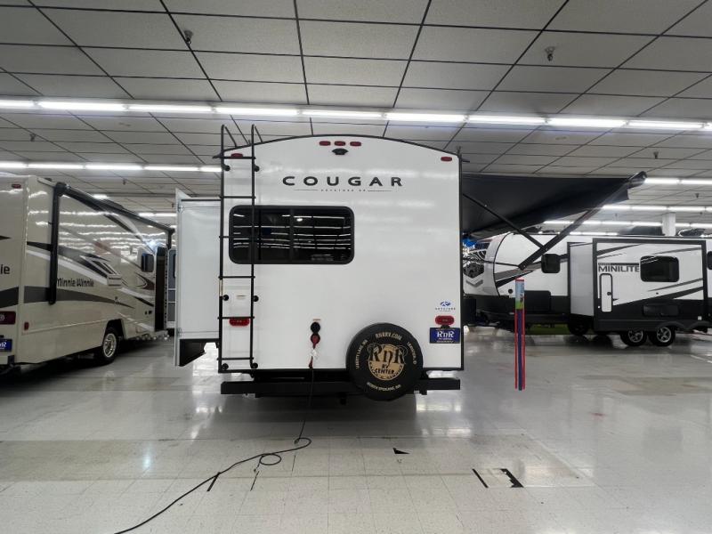 2025 Keystone Cougar Half-Ton (Travel Trailer) 22M, $ 45,990