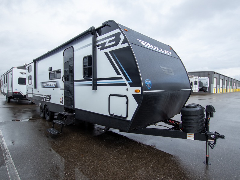 2025 Keystone Bullet Classic Dual Axle 2840QB, $ 29,990