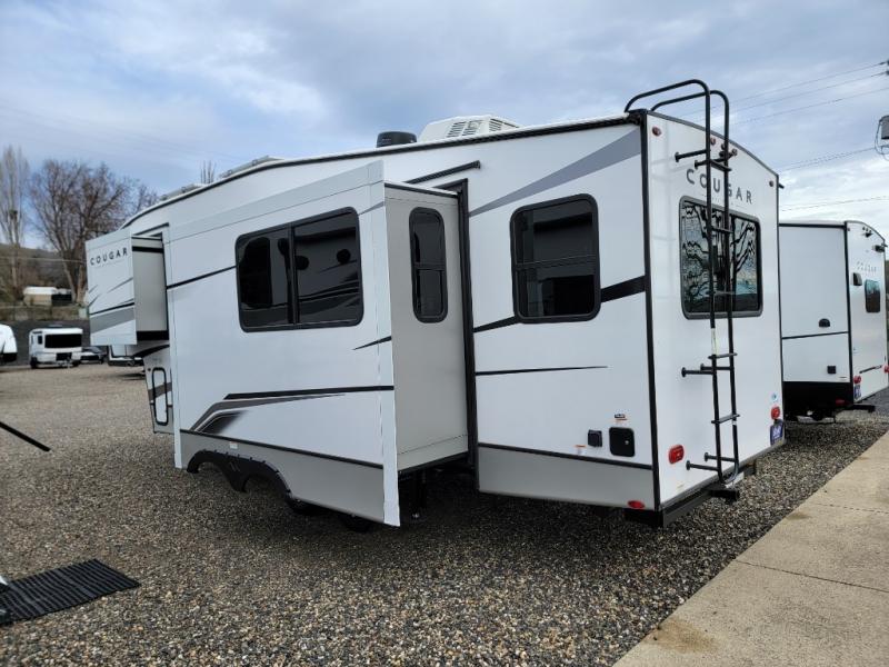 2024 Keystone Cougar Half-Ton (Fifth Wheel) 24RDS, $ 59,990