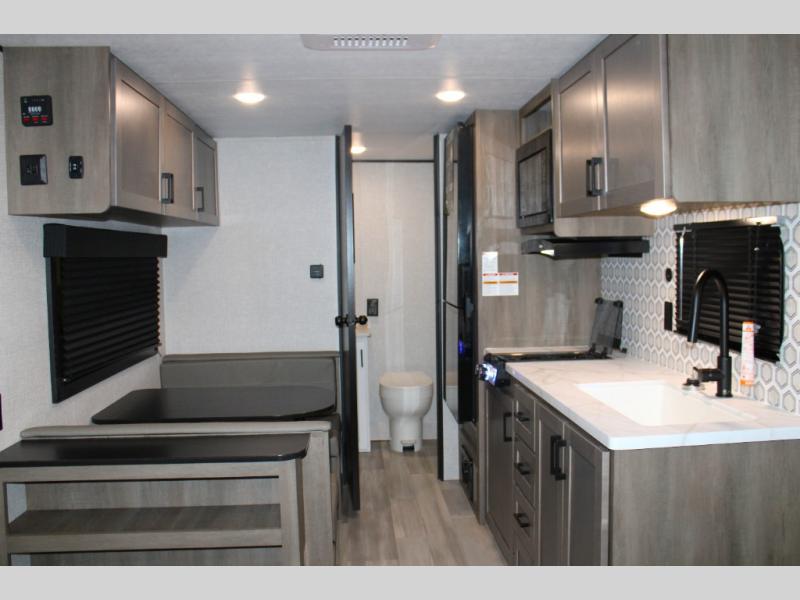 2025 Starcraft Autumn Ridge 182RB, $ 28,216