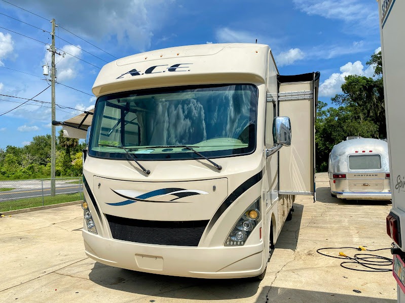 2017 Thor Motor Coach A.C.E. 29.3, $ 52,950