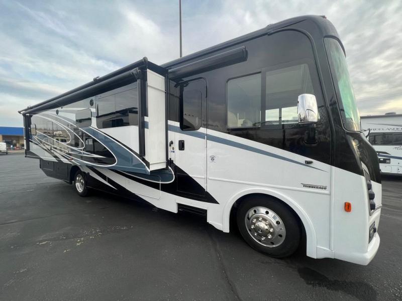 2024 Winnebago Vista 34R, $ 169,990