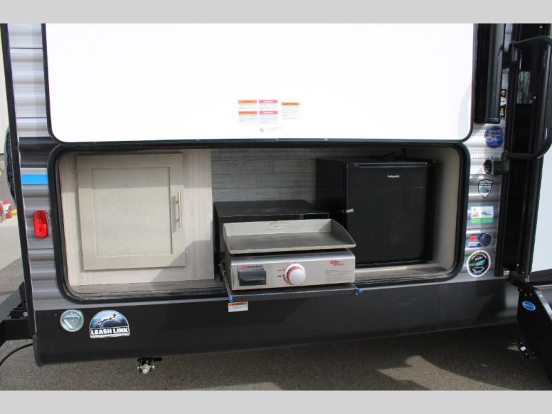 2023 Coachmen Catalina Legacy Edition 263BHSCK, $ 46,578