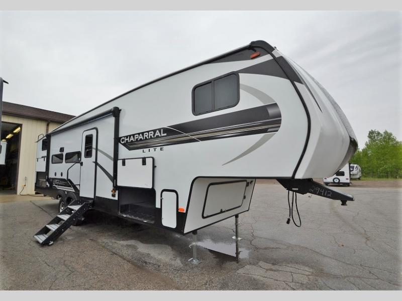 2022 Coachmen Chaparral Lite 274BH, $ 45,990