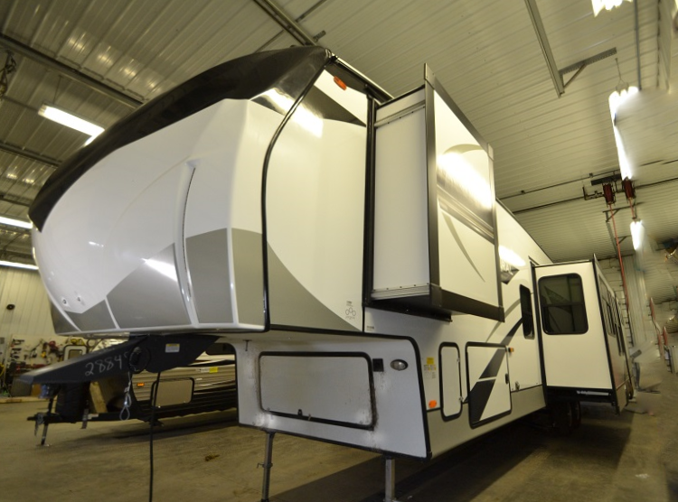 2022 Coachmen Chaparral 367BH, $ 67,990